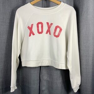 Bella + Canvas “XOXO” Cream Cropped Fleece Sweatshirt Size Medium